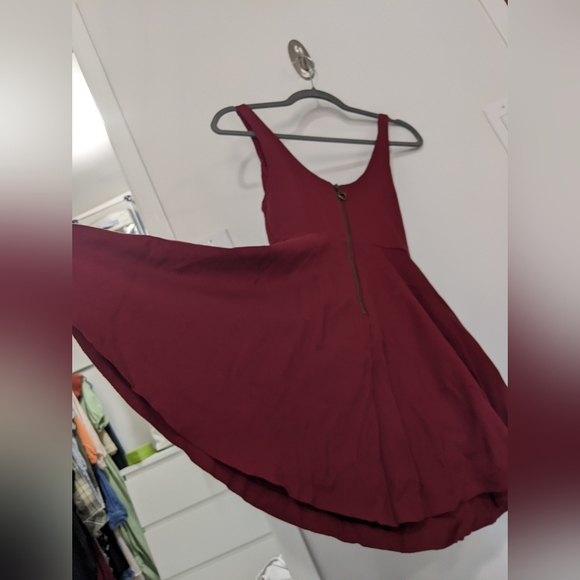 Kimchi Blue Urban Outfitters Notch V Neck Sweetheart Skater Mini Dress Burgundy - Picture 3 of 5